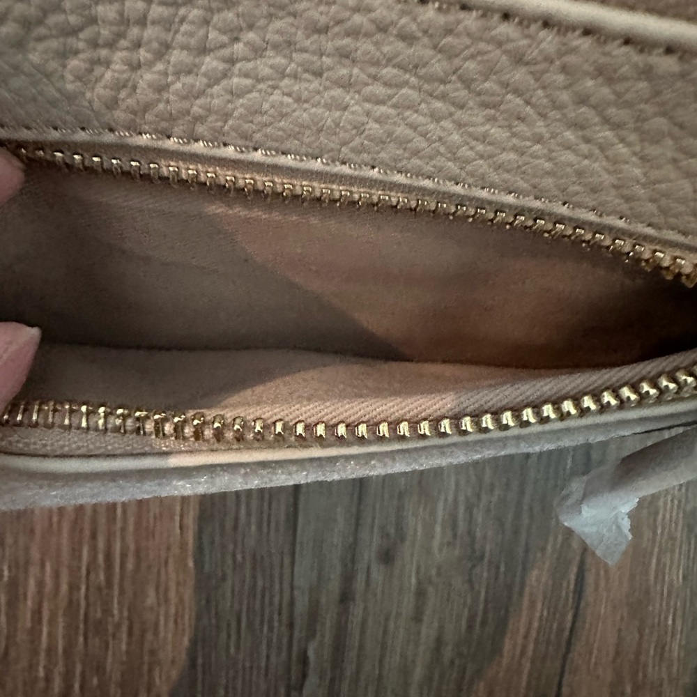 Gili Handbag - Picture 5 of 5